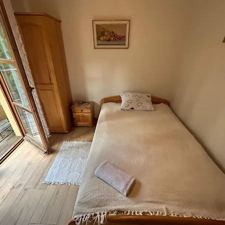 Cicha Woda Guest house